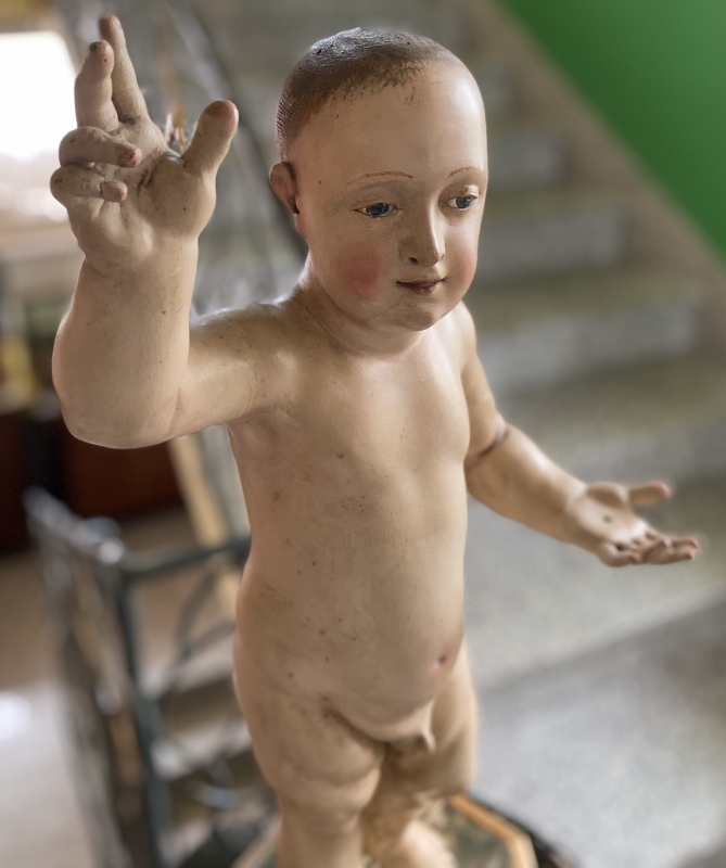 IL PRIMO RE. Bambinello ligneo antico