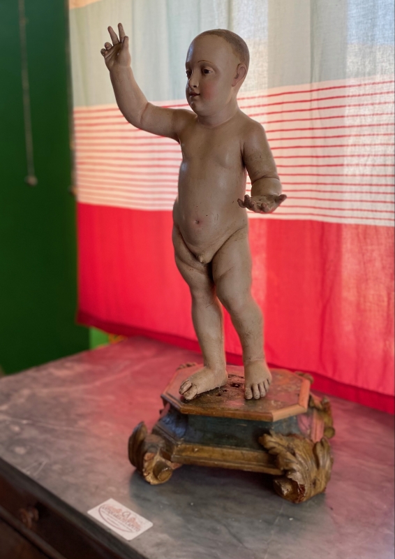 IL PRIMO RE. Bambinello ligneo antico
