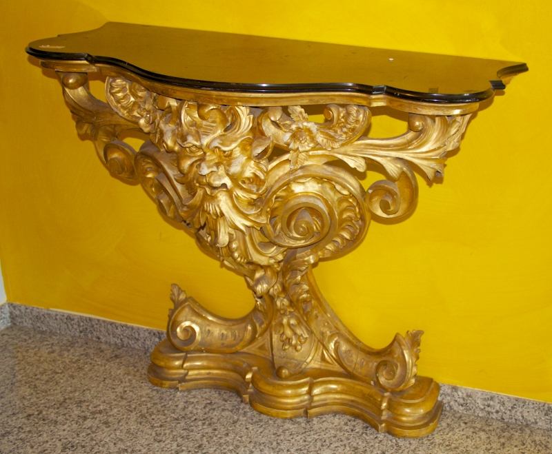 BAROCCO console dorata.