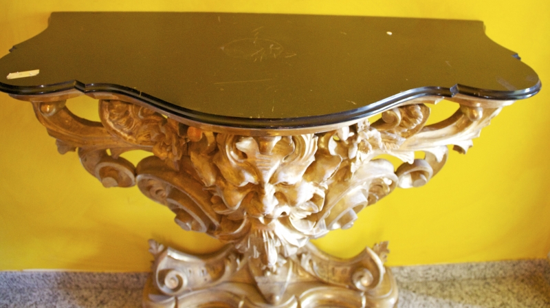 BAROCCO console dorata.