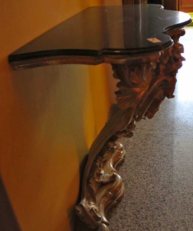 BAROCCO console dorata.