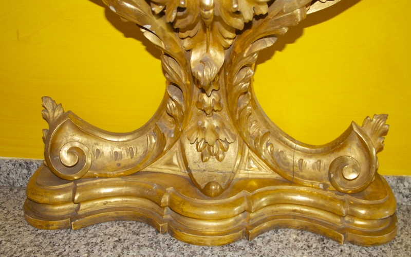 BAROCCO console dorata.