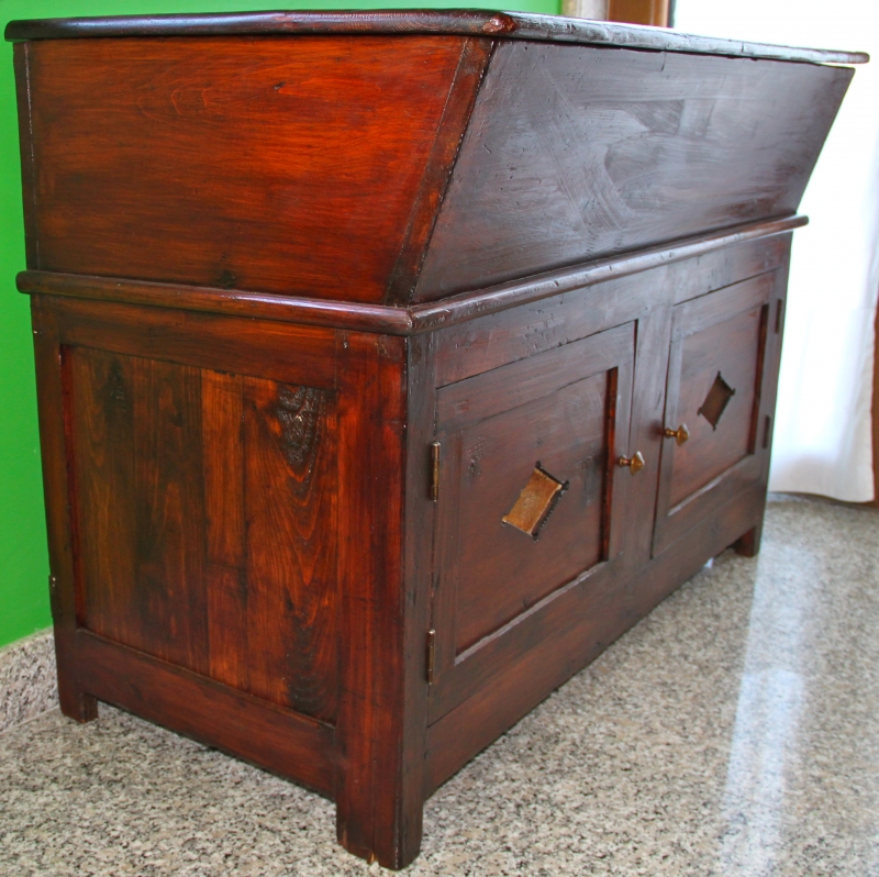 MADIA CALITRANA