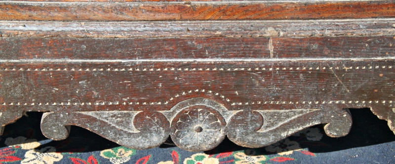 CASSA PORTACORREDO CON INIZIALI